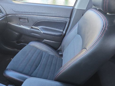 Used 2024 Mitsubishi Outlander Sport SE image 26