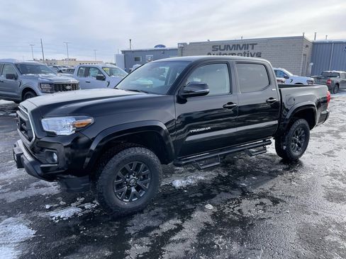 Used 2023 Toyota Tacoma SR5 image 6