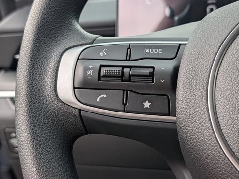 New 2026 Kia K5 LXS FWD image 30