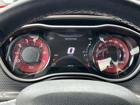 Used 2022 Dodge Challenger SRT Hellcat w/ Plus Package RWD image 23