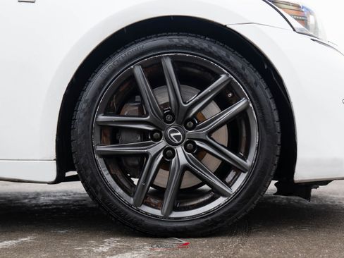 Used 2019 Lexus IS 300 F Sport w/ F Sport Package image 9