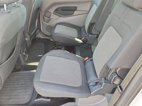 Used 2022 Ford Transit Connect XL image 11