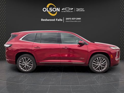 Used 2025 Buick Enclave Avenir w/ Super Cruise Package AWD/4WD image 6