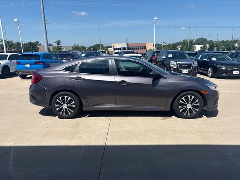 Used 2018 Honda Civic LX image 4