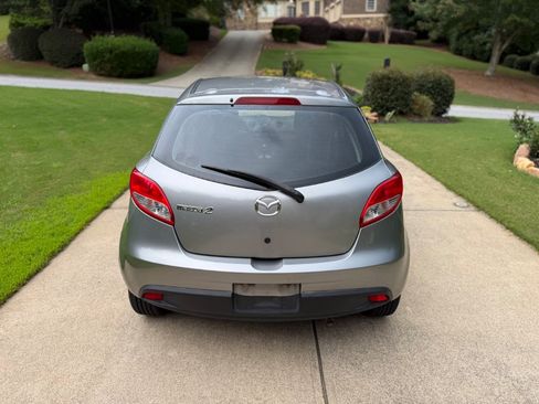 Used 2013 MAZDA MAZDA2 Sport FWD image 7