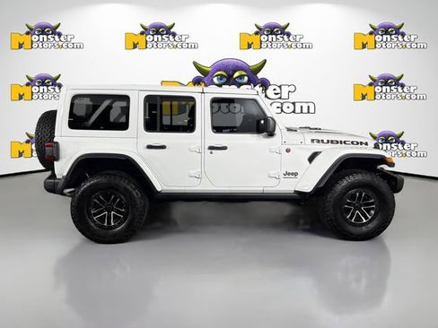 Used 2024 Jeep Wrangler Unlimited Rubicon AWD/4WD image 4