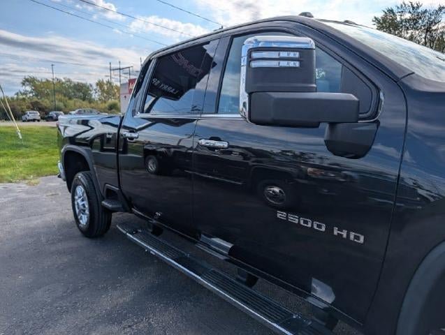Used 2020 Chevrolet Silverado 2500 LTZ w/ LTZ Premium Package AWD/4WD image 11