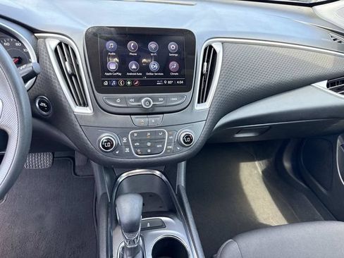 Used 2023 Chevrolet Malibu LT FWD image 23