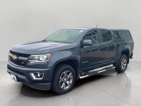 Used 2019 Chevrolet Colorado Z71 AWD/4WD image 4