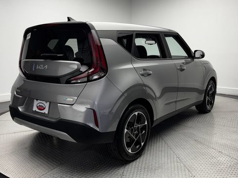 Used 2025 Kia Soul EX FWD image 40