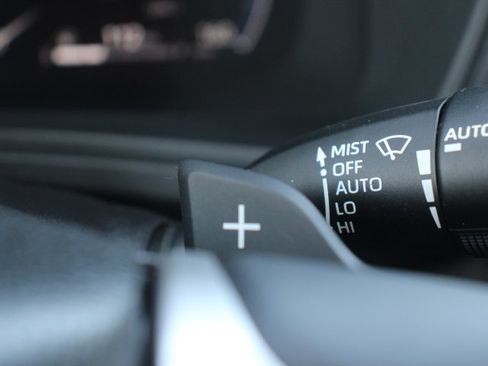 Certified 2025 Toyota Grand Highlander AWD image 32