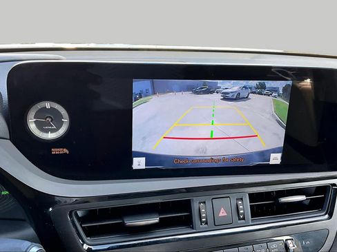 Certified 2025 Lexus ES 350 w/ Premium Package FWD image 27