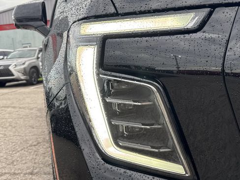 New 2026 GMC Yukon AT4 w/ AT4 Premium Package AWD/4WD image 11