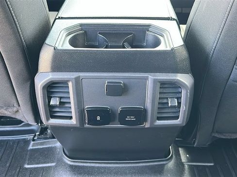 Used 2018 Ford F150 XLT w/ Equipment Group 302A Luxury RWD image 31