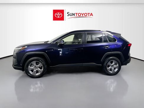 Used 2025 Toyota RAV4 XLE FWD image 7
