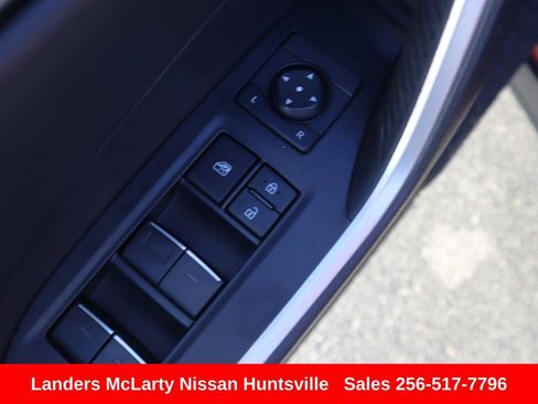 Used 2024 Toyota RAV4 Adventure image 21