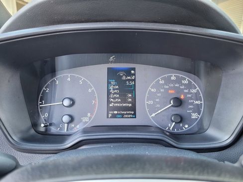 Used 2024 Toyota Corolla SE FWD image 24