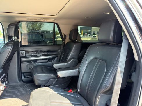 Used 2021 Ford Expedition Platinum AWD/4WD image 9