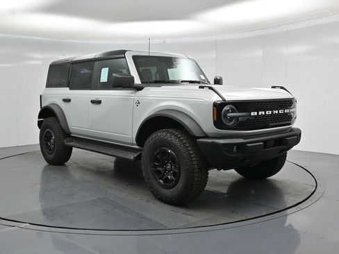 New 2026 Ford Bronco Outer Banks w/ Sasquatch Package AWD/4WD image 55