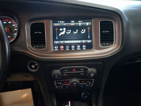 Used 2023 Dodge Charger SXT image 6