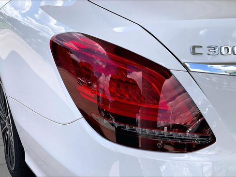Used 2021 Mercedes-Benz C 300 Sedan image 26
