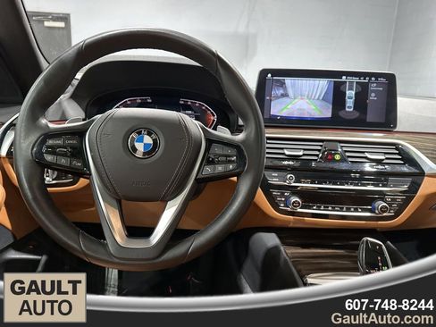 Used 2021 BMW 540i xDrive w/ Convenience Package image 8