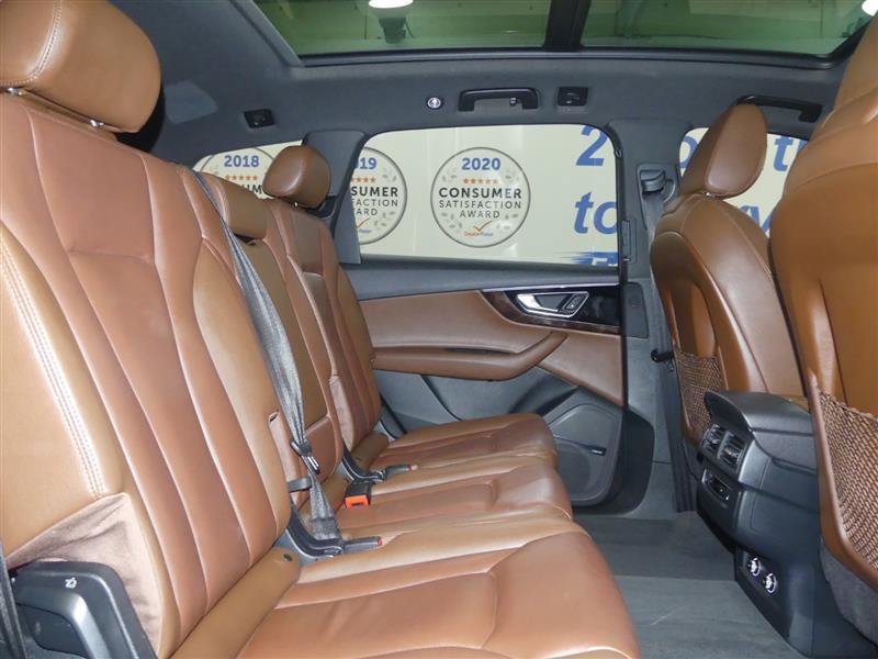 Used 2018 Audi Q7 3.0T Premium Plus w/ Premium Plus Package AWD/4WD image 25