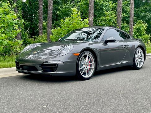 Used 2012 Porsche 911 Carrera S image 3