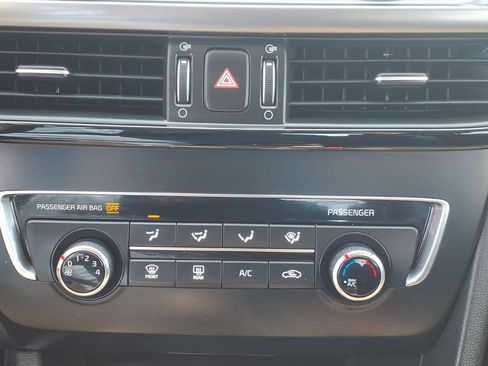 Used 2016 Kia Optima LX w/ LX Convenience Package image 8