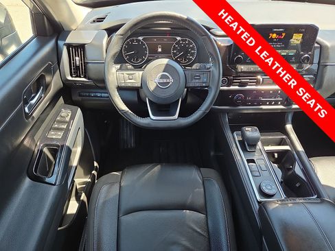 Used 2023 Nissan Pathfinder SL AWD/4WD image 13