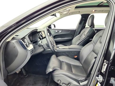 Used 2021 Volvo XC60 T5 Inscription w/ Advanced Package image 21