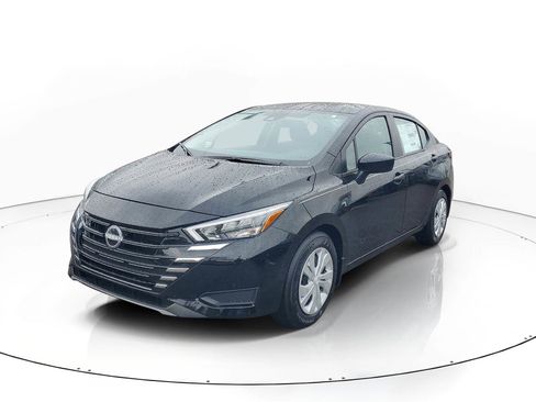 New 2025 Nissan Versa S w/ Trunk Package image 4
