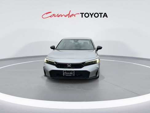 Used 2025 Honda Civic Sport image 3