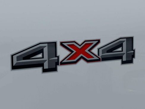 Used 2023 Ford F250 XLT AWD/4WD image 11