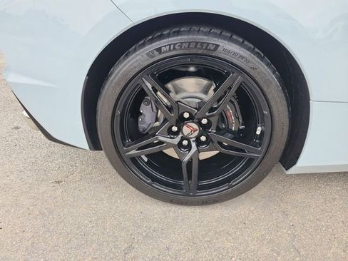 Used 2021 Chevrolet Corvette Stingray Preferred Cpe w/ Z51 Performance Package image 7