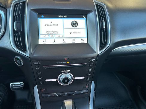 Used 2018 Ford Edge Sport w/ Cold Weather Package AWD/4WD image 7