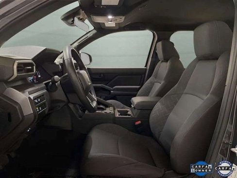 Used 2025 Toyota Tacoma SR5 image 15