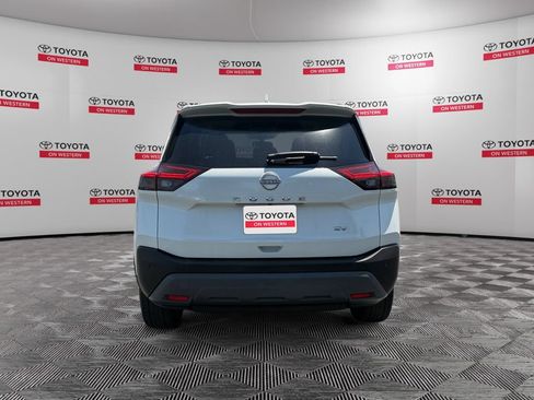 Used 2023 Nissan Rogue SV FWD image 6
