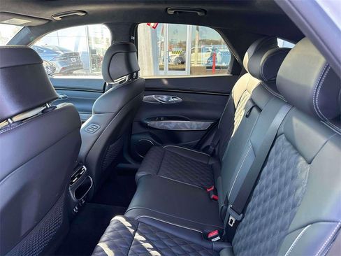 Used 2025 Genesis GV70 3.5T Sport w/ Sport Advanced Package image 10