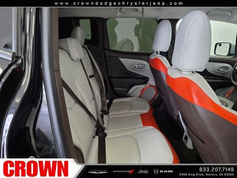 Used 2017 Jeep Renegade Limited image 14