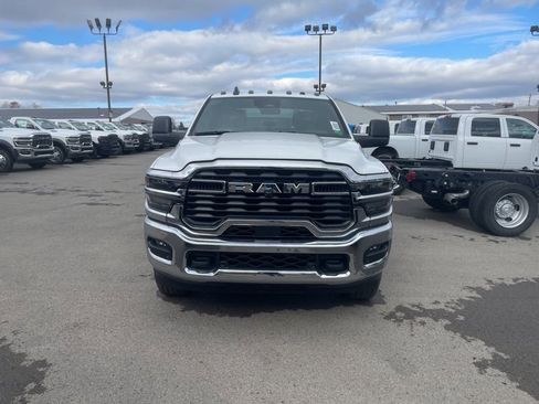 New 2026 RAM 3500 Tradesman w/ Chrome Appearance Group A image 8