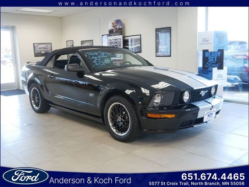Used 2005 Ford Mustang GT image 1