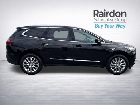 Used 2018 Buick Enclave Premium w/ Experience Buick Package AWD/4WD image 8