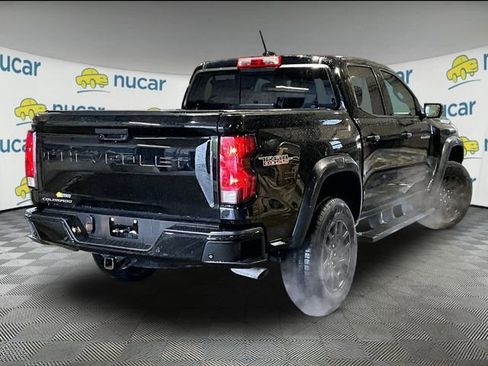 Used 2023 Chevrolet Colorado Trail Boss w/ Technology Package AWD/4WD image 13