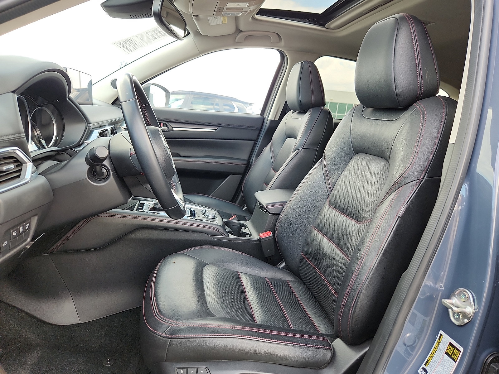 Used 2025 MAZDA CX-5 Carbon Edition AWD/4WD image 12