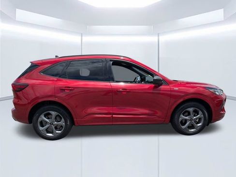 Used 2023 Ford Escape ST-Line AWD/4WD image 3