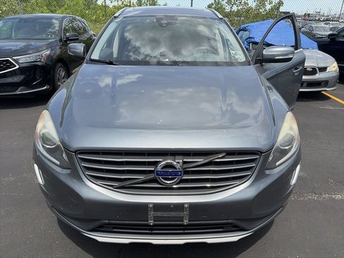 Used 2017 Volvo XC60 T5 Inscription w/ Preferred Option Package AWD/4WD image 12
