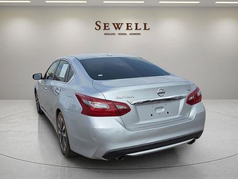 Used 2018 Nissan Altima 2.5 SL image 3