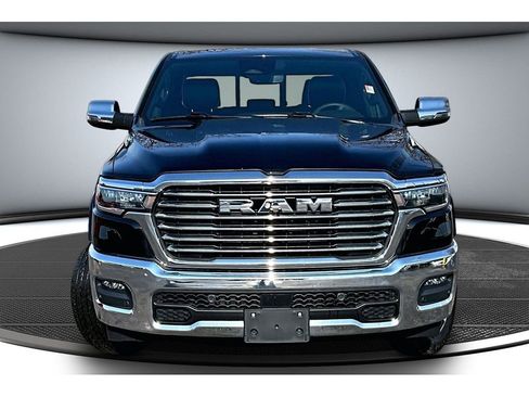 Used 2025 RAM 1500 Laramie image 4