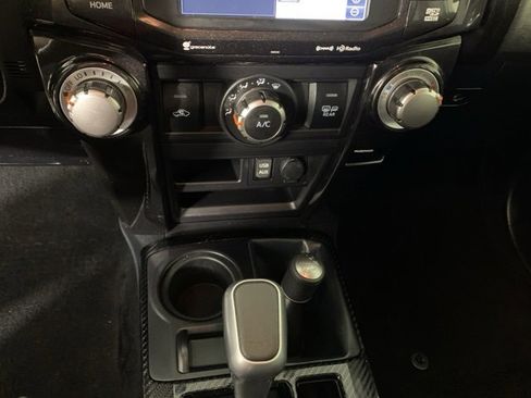 Used 2018 Toyota 4Runner TRD Off-Road Premium image 25